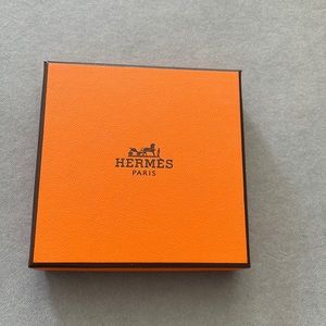 Brand new Hermes Mini box 🧡
